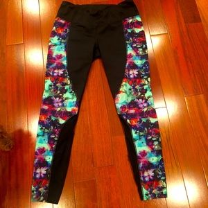 Athleta black/ multicolor leggings. Great condition!